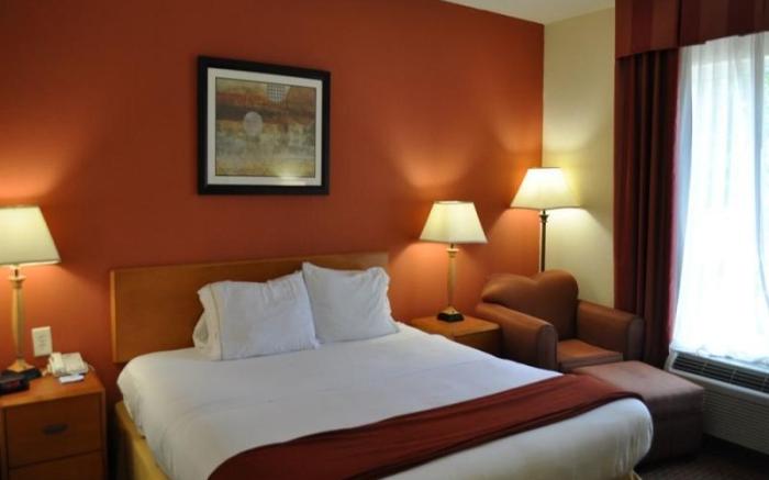 Holiday Inn Express Williamston By IHG