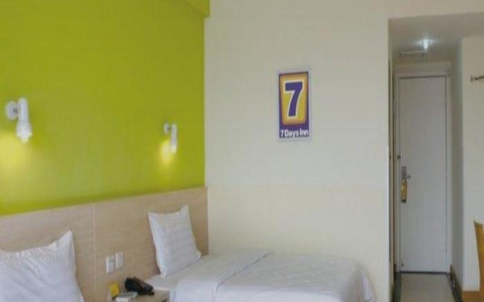 7 Days Inn Dezhou College