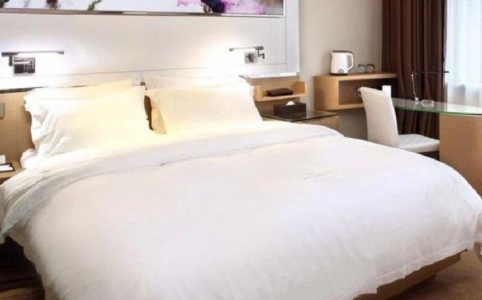 Lavande Hotel Xuzhou Suning Plaza Jinying Shopping Center
