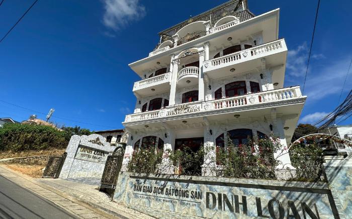 Capital O 1198 Dinh Loan Hote