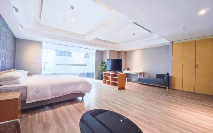 Vienna Hotel Shanghai Daning International Hongkou Guangyue Road
