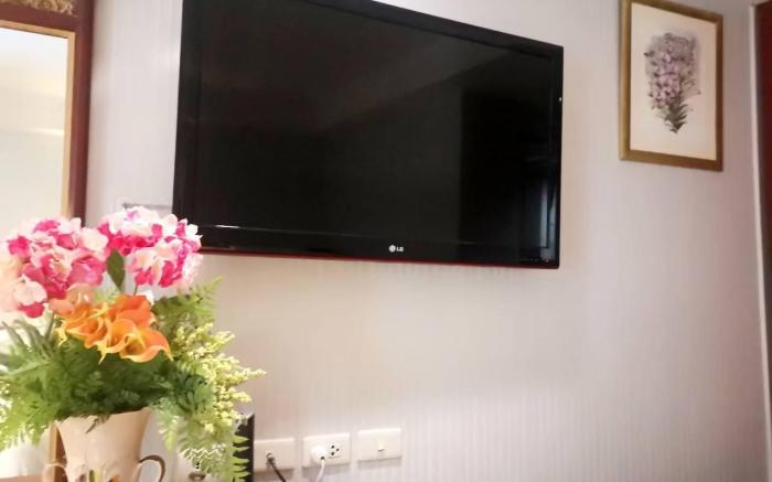 Diamond City Hotel