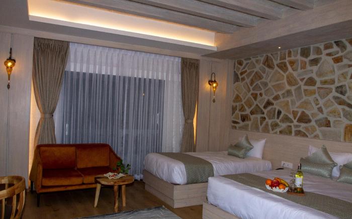 Arushi Boutique Hotel