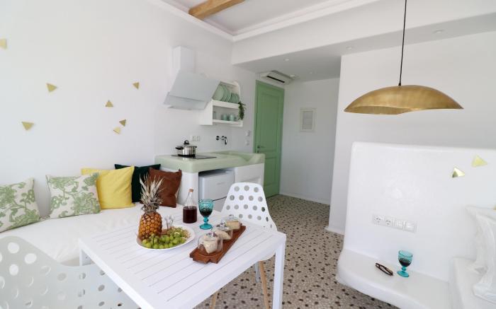 Depis luxury Suites Naxos Town 