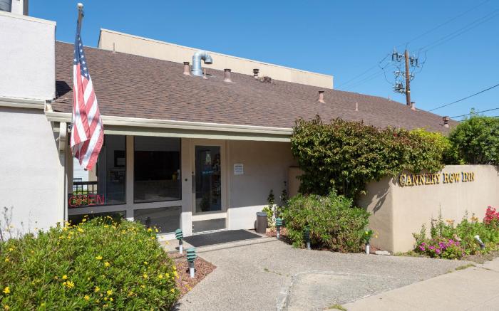 Cannery Row Inn