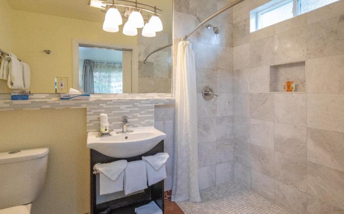 The Vendange Carmel Inn & Suites