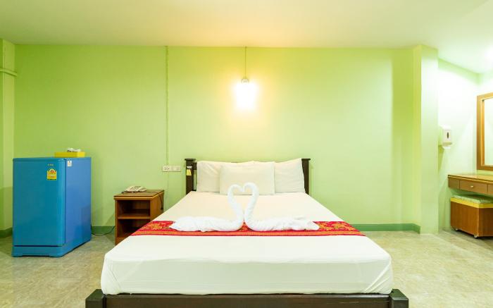 Khum Suk Resort