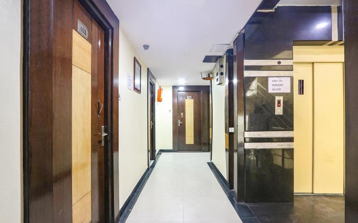 FabHotel Royal Residency II - Nr Lakdikapul Metro Station