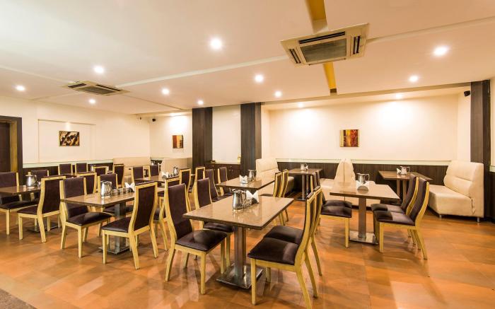 FabHotel Prime Arunaachalaa Residency