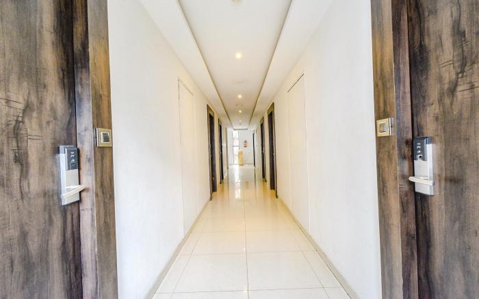 FabHotel Prime Prowell Crown - Nr TCS Deccan Park, Hitech City