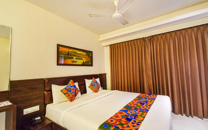 FabHotel Prime Prowell Crown - Nr TCS Deccan Park, Hitech City