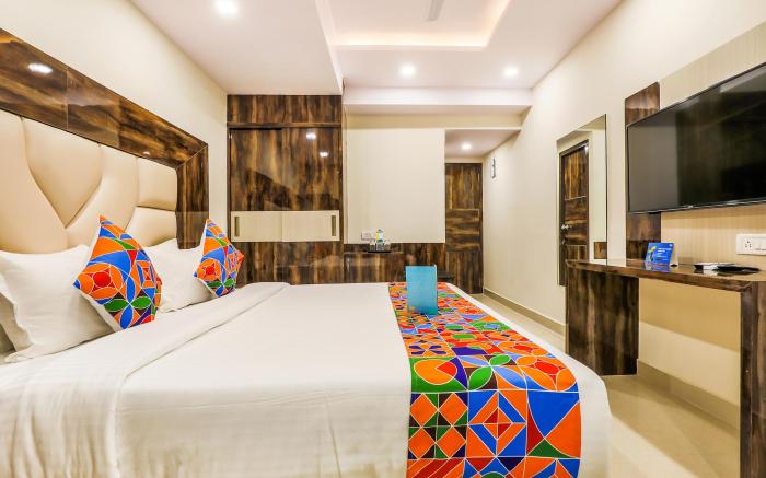 FabHotel Crown Heights - Nr. Kormangala Club