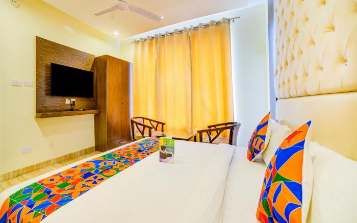 FabHotel Diamond