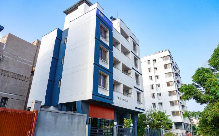 FabHotel Stay Inn - Nr. 4 Lions Academy, Pimple Nilakh