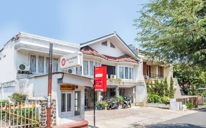 Patradissa Stasiun Bandung Hotel