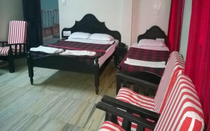 Hilltown Hotel