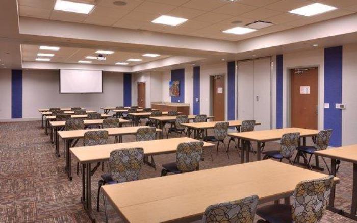 Holiday Inn Express & Suites Phoenix West - Buckeye By IHG