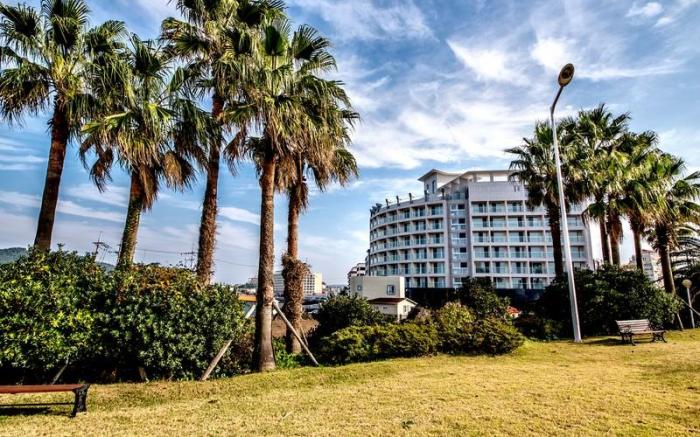Aimi Jeju Beach Hotel Hamdeok W