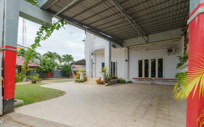 RedDoorz Syariah near Museum Tsunami Aceh 2