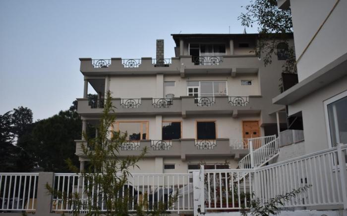 Clarks Exotica Resort Ramgarh - Mukteshwar