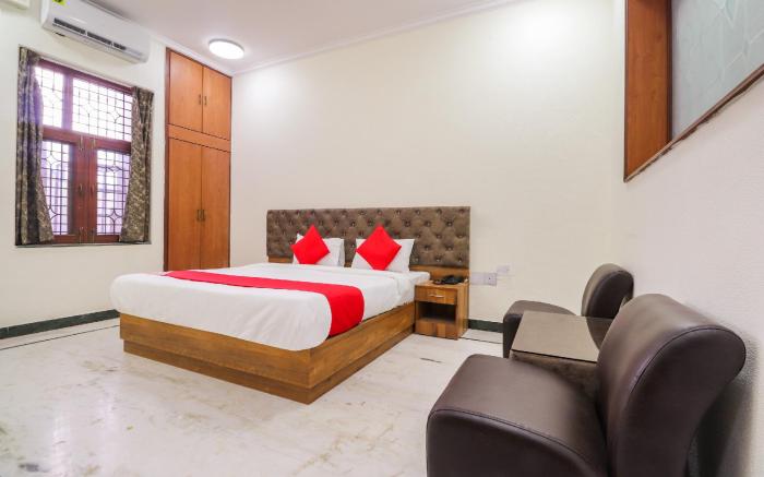 Hotel O Pratham Inn Near Gomti Riverfront Park