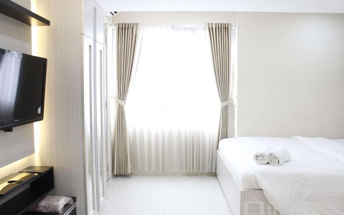 Studio @ The Jarrdin Cihampelas Apt By Travelio