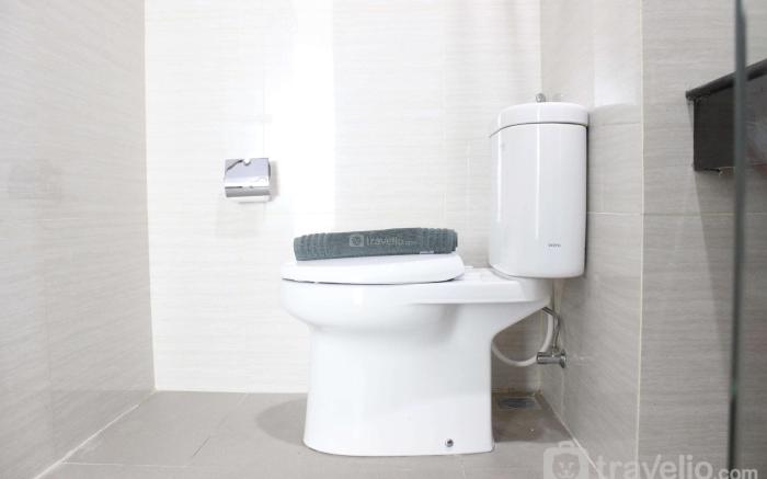 Strategic Studio at Green Kosambi Apt By Travelio