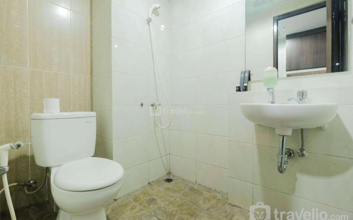 Simply Studio @ Grand Dhika City Apt By Travelio