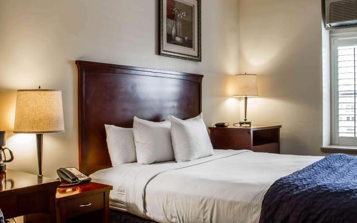 Ramada by Wyndham Oakland Downtown City Center