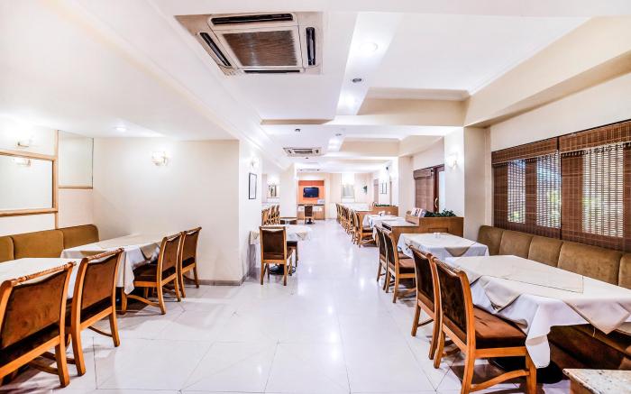 Hotel Gandharva Shivajinagar