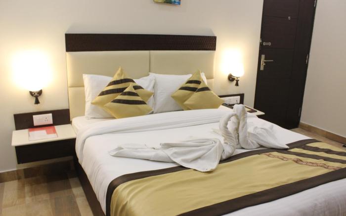 The Golden Apple Hotel