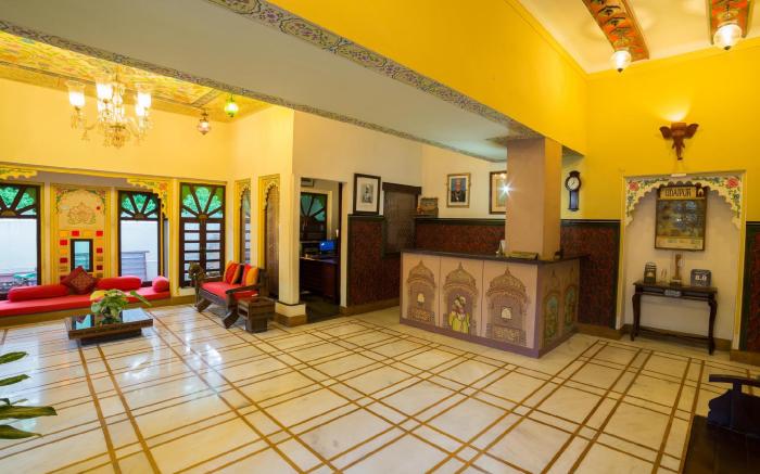 Hotel Mahendra Prakash