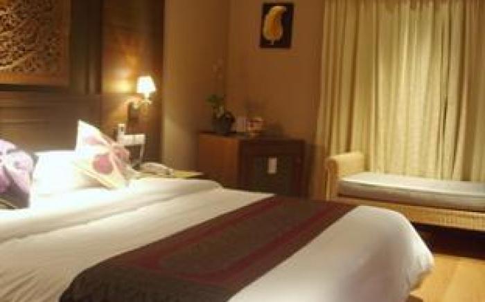 Baan Sukhumvit Soi 18