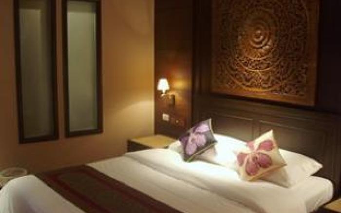 Baan Sukhumvit Soi 18