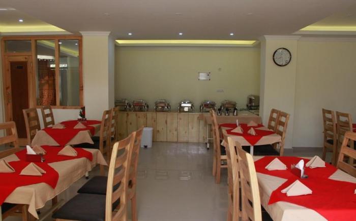 Royal Holiday Hotel