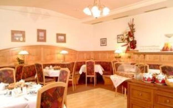 Die Lilie / Hotel Garni