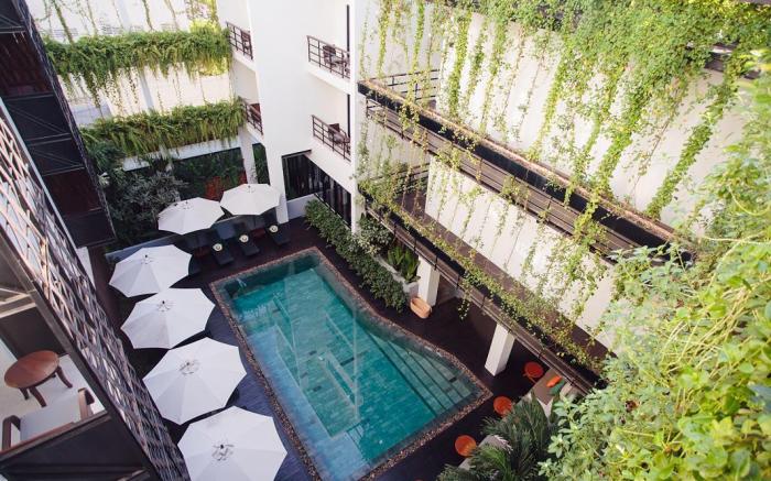 The Aviary Hotel