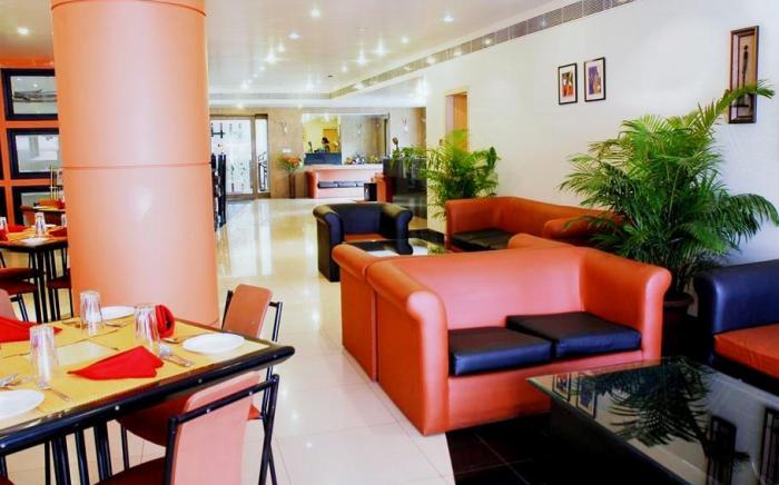 Vishwaratna Hotel