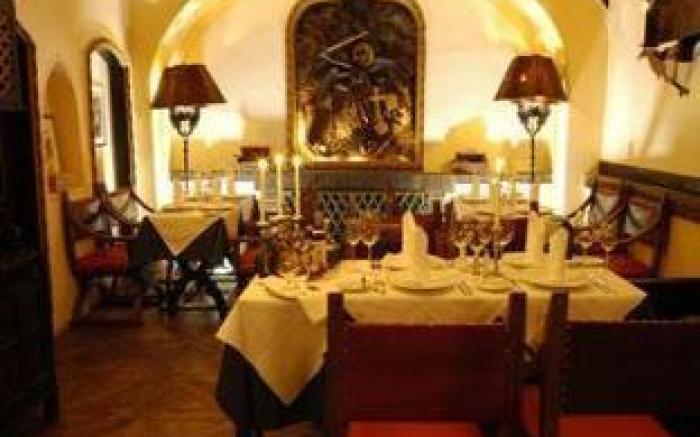 Hotel Embassy