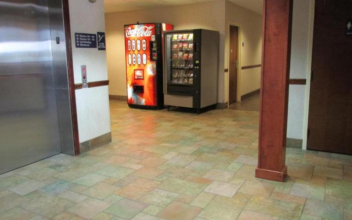 Trident Inn and Suites 