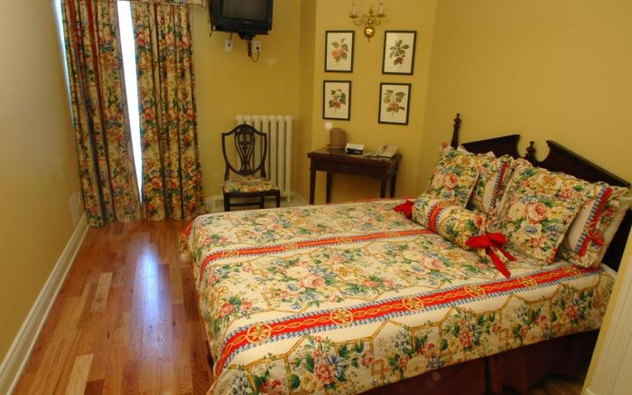 Manoir Sherbrooke Hotels