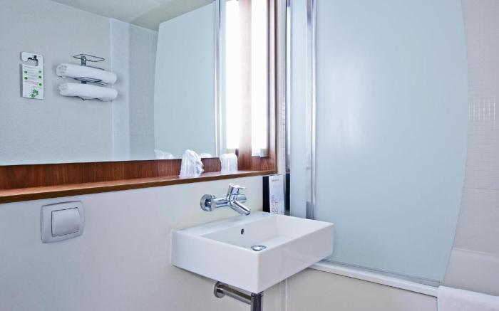 Hotel Campanile Chanas