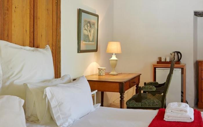 Yellow Aloe Guest House 