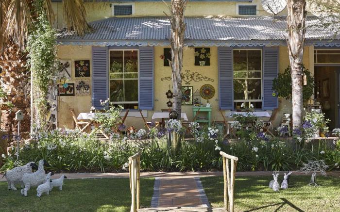Yellow Aloe Guest House 