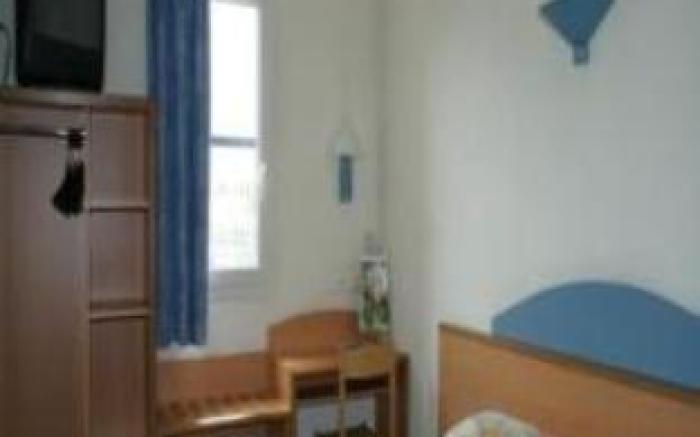 Brit Hotel Essentiel Millau