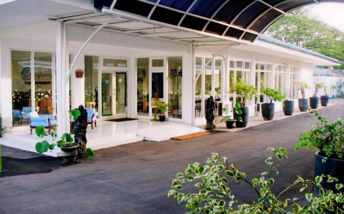 Cengkareng Transit Hotel