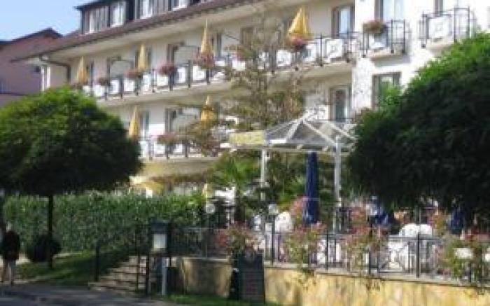 Eden Hotel