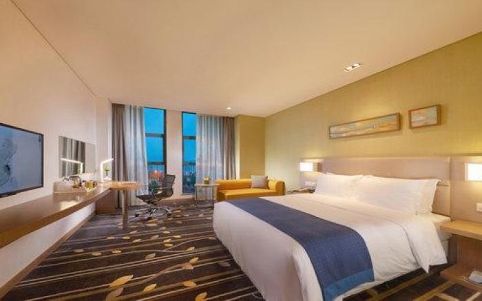 Holiday Inn Express Chongqing University Town By IHG