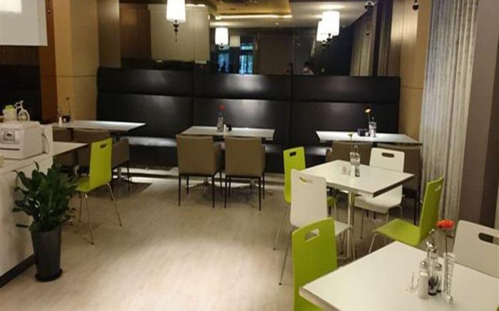 Jinjiang Inn Shanghai International Tourism and Resorts Zone Zhoupu Zhouzhu Highway Branch