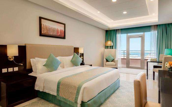 Ramada Hotel & Suites by Wyndham Amwaj Islands Manama
